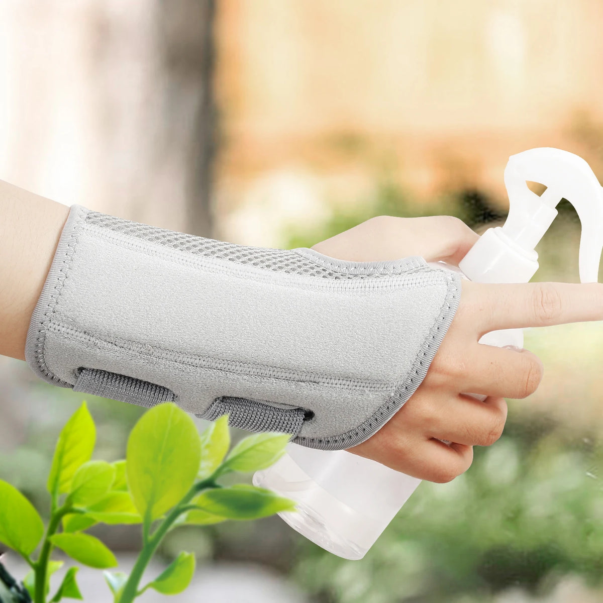 Wrist Brace with Splint, Adjustable Wrist Support